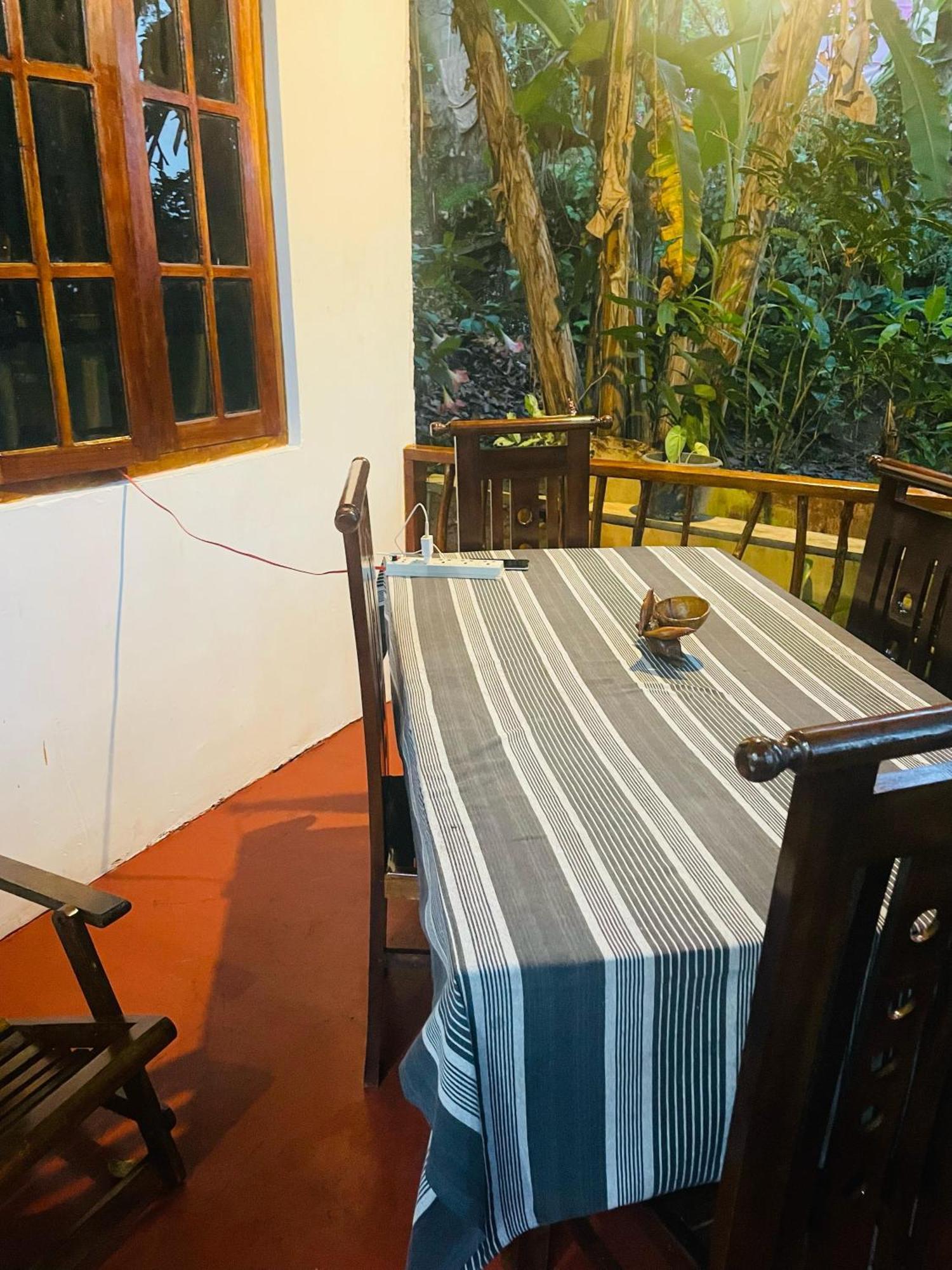 Hidden Gem Inn Ella Zewnętrze zdjęcie